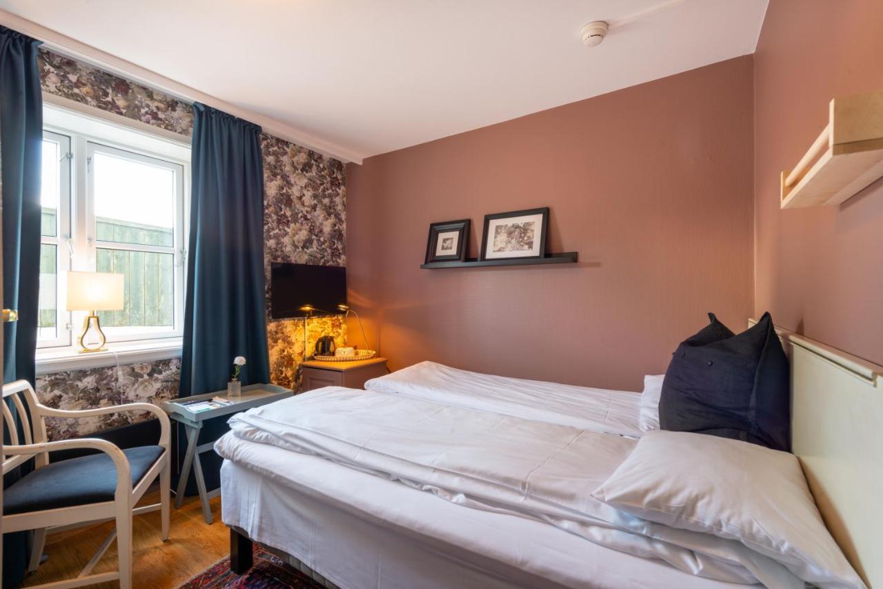 Lillesand Hotel Norge Exterior photo