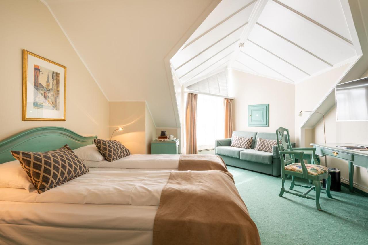 Lillesand Hotel Norge Exterior photo