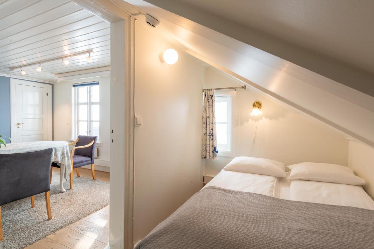 Lillesand Hotel Norge Exterior photo