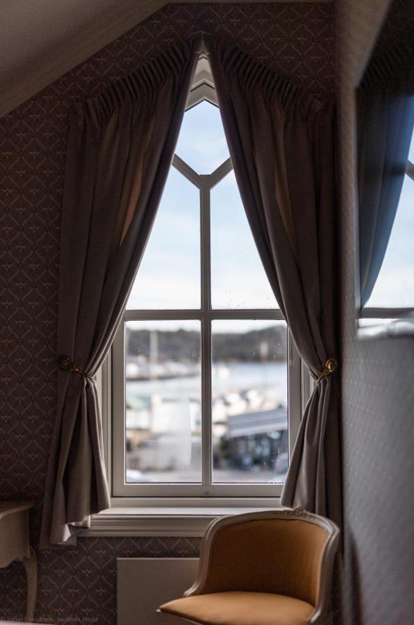 Lillesand Hotel Norge Exterior photo
