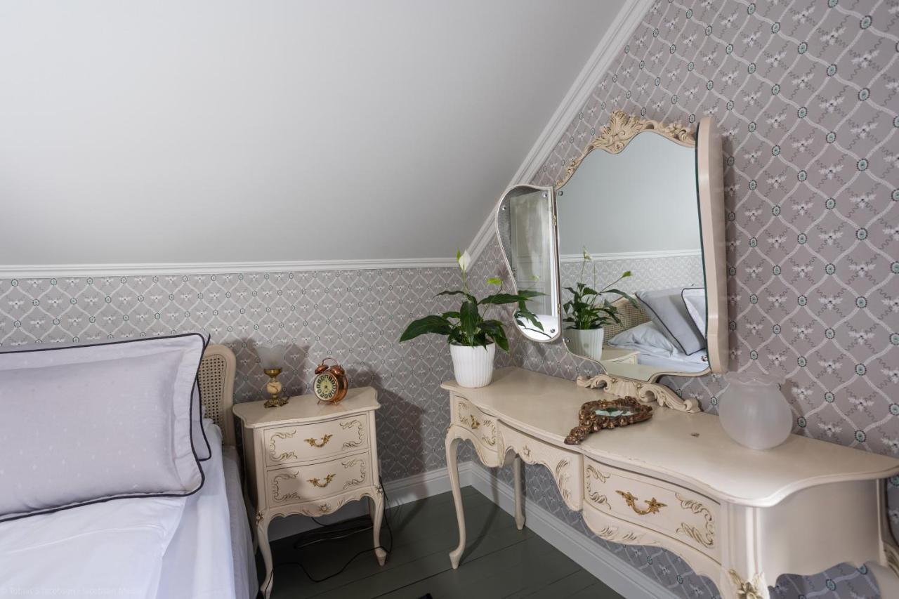 Lillesand Hotel Norge Exterior photo